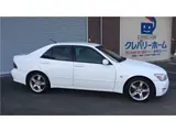 2001 Toyota Altezza RS200 Z Edition White Sedan for sale, Japanese used car export - photo 52 of 66 | GULJI TRADERS