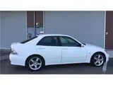 2001 Toyota Altezza RS200 Z Edition White Sedan for sale, Japanese used car export - photo 58 of 66 | GULJI TRADERS