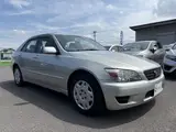 2001 Toyota Altezza AS200 ★Late Model★ 6MT ★Metal-look Shift Knob ★ CD Player Silver Sedan for sale, Japanese used car export - photo 6 of 57 | GULJI TRADERS
