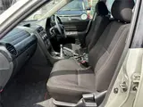 2001 Toyota Altezza AS200 ★Late Model★ 6MT ★Metal-look Shift Knob ★ CD Player Silver Sedan for sale, Japanese used car export - photo 13 of 57 | GULJI TRADERS