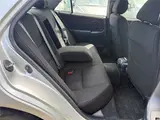 2001 Toyota Altezza AS200 ★Late Model★ 6MT ★Metal-look Shift Knob ★ CD Player Silver Sedan for sale, Japanese used car export - photo 15 of 57 | GULJI TRADERS