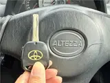 2001 Toyota Altezza RS200 Z Edition ★Late Model★ 6-speed MT ★ Timing Belt XX ★ Xenon ★ Fog Lights Silver Sedan for sale, Japanese used car export - photo 24 of 50 | GULJI TRADERS