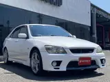 2001 Toyota Altezza RS200 L Edition White Sedan for sale, Japanese used car export - photo 5 of 10 | GULJI TRADERS