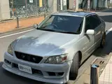 2001 Toyota Altezza AS200 Z Edition Silver Sedan for sale, Japanese used car export - photo 2 of 9 | GULJI TRADERS