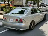 2001 Toyota Altezza AS200 Z Edition Silver Sedan for sale, Japanese used car export - photo 3 of 9 | GULJI TRADERS