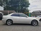 2002 Toyota Altezza 2.0 RS200 Limited Silver Sedan for sale, Japanese used car export - photo 8 of 20 | GULJI TRADERS