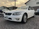 2002 Toyota Altezza AS200 Wise Selection 2 White Sedan for sale, Japanese used car export - photo 4 of 41 | GULJI TRADERS