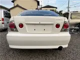 2002 Toyota Altezza AS200 Wise Selection 2 White Sedan for sale, Japanese used car export - photo 7 of 41 | GULJI TRADERS