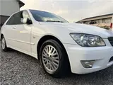 2002 Toyota Altezza AS200 Wise Selection 2 White Sedan for sale, Japanese used car export - photo 10 of 41 | GULJI TRADERS