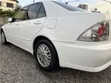 2002 Toyota Altezza AS200 Wise Selection 2 White Sedan for sale, Japanese used car export - photo 12 of 41 | GULJI TRADERS