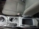 2002 Toyota Altezza 2.0 AS200 Blue Sedan for sale, Japanese used car export - photo 19 of 40 | GULJI TRADERS