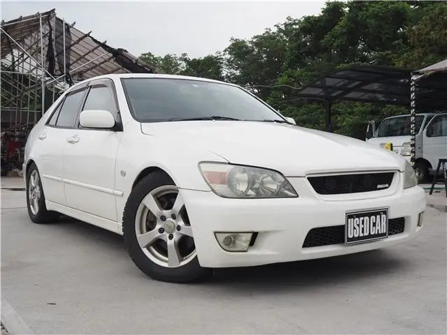 2002 Toyota Altezza RS200Z Edition White Sedan for sale, Japanese used car export | GULJI TRADERS