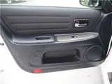 2002 Toyota Altezza RS200Z Edition White Sedan for sale, Japanese used car export - photo 30 of 38 | GULJI TRADERS