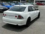 2003 Toyota Altezza AS200 Wise Selection II Pearl Sedan for sale, Japanese used car export - photo 6 of 41 | GULJI TRADERS