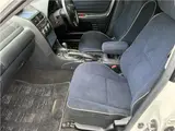 2003 Toyota Altezza AS200 Wise Selection II Pearl Sedan for sale, Japanese used car export - photo 28 of 41 | GULJI TRADERS