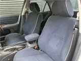 2003 Toyota Altezza AS200 Wise Selection II Pearl Sedan for sale, Japanese used car export - photo 29 of 41 | GULJI TRADERS