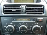 2004 Toyota Altezza AS200L Edition Silver Sedan for sale, Japanese used car export - photo 17 of 41 | GULJI TRADERS