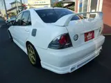 2004 Toyota Altezza 2.0 RS200 Z Edition White Sedan for sale, Japanese used car export - photo 8 of 37 | GULJI TRADERS