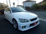 2004 Toyota Altezza 2.0 AS200 Z Edition Pearl Sedan for sale, Japanese used car export - photo 5 of 42 | GULJI TRADERS