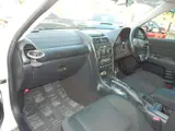 2004 Toyota Altezza 2.0 AS200 Z Edition Pearl Sedan for sale, Japanese used car export - photo 14 of 42 | GULJI TRADERS