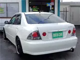 2004 Toyota Altezza AS200Z Edition (late model) White Sedan for sale, Japanese used car export - photo 4 of 42 | GULJI TRADERS