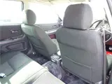 2004 Toyota Altezza AS200Z Edition (late model) White Sedan for sale, Japanese used car export - photo 27 of 42 | GULJI TRADERS