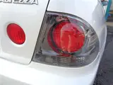 2004 Toyota Altezza AS200Z Edition (late model) White Sedan for sale, Japanese used car export - photo 31 of 42 | GULJI TRADERS