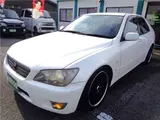 2004 Toyota Altezza AS200Z Edition (late model) White Sedan for sale, Japanese used car export - photo 40 of 42 | GULJI TRADERS