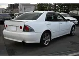 2004 Toyota Altezza 2.0 RS200 Limited II White Sedan for sale, Japanese used car export - photo 6 of 9 | GULJI TRADERS