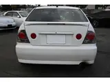 2004 Toyota Altezza 2.0 RS200 Limited II White Sedan for sale, Japanese used car export - photo 9 of 9 | GULJI TRADERS