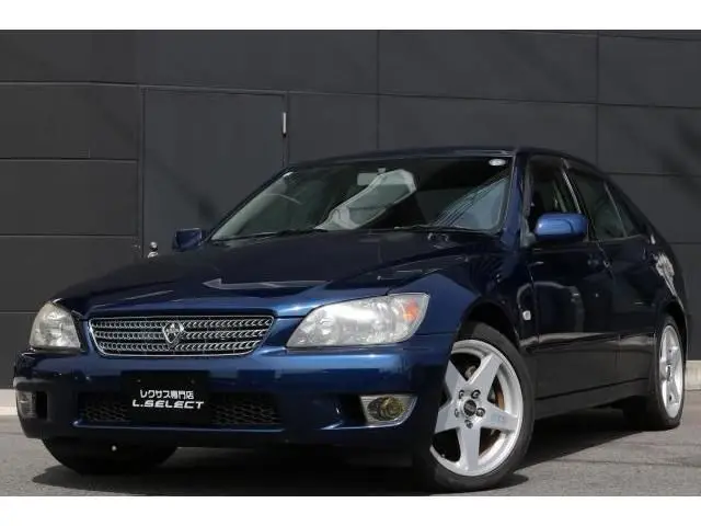 2004 Toyota Altezza AS200 Blue Sedan for sale, Japanese used car export - photo 1 of 9 | GULJI TRADERS