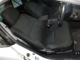 2005 Toyota Altezza 2.0 AS200 Z Edition White Sedan for sale, Japanese used car export - photo 10 of 40 | GULJI TRADERS