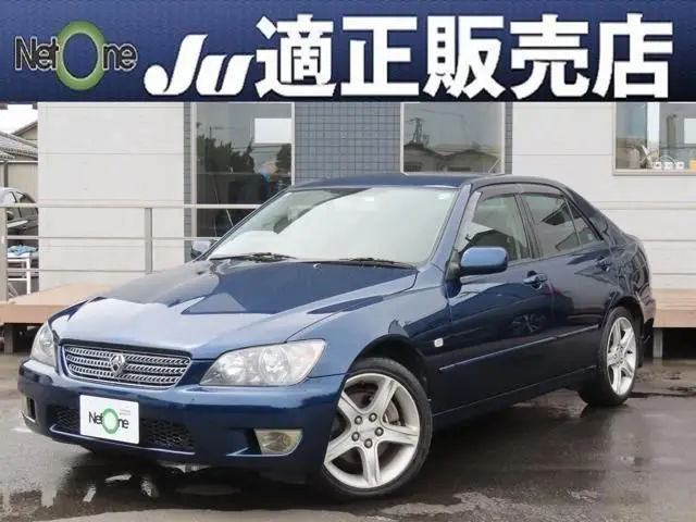 2005 Toyota Altezza 2.0 AS200 Z Edition Blue Sedan for sale, Japanese used car export - photo 1 of 9 | GULJI TRADERS