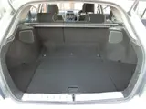 2002 Toyota Altezza Gita AS200Wise Selection II Silver Sedan for sale, Japanese used car export - photo 25 of 45 | GULJI TRADERS
