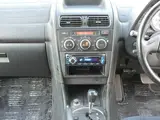 2002 Toyota Altezza Gita AS200Wise Selection II Silver Sedan for sale, Japanese used car export - photo 28 of 45 | GULJI TRADERS