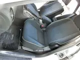 2002 Toyota Altezza Gita AS200Wise Selection II Silver Sedan for sale, Japanese used car export - photo 32 of 45 | GULJI TRADERS
