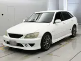 2002 Toyota Altezza Gita AS200 Z Edition White Sedan for sale, Japanese used car export - photo 1 of 12 | GULJI TRADERS