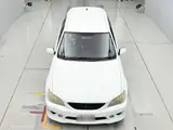 2002 Toyota Altezza Gita AS200 Z Edition White Sedan for sale, Japanese used car export - photo 7 of 12 | GULJI TRADERS