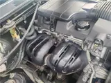2003 Toyota Altezza Gita 2.0 AS200 Z Edition Gray Sedan for sale, Japanese used car export - photo 25 of 50 | GULJI TRADERS