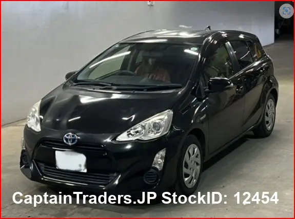 2015 Toyota Aqua - photo 1 2015 Toyota Aqua Black Sedan for sale, Japanese used car export | GULJI TRADERS