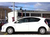 2017 Toyota Aqua White Sedan for sale, Japanese used car export - photo 8 of 63 | GULJI TRADERS