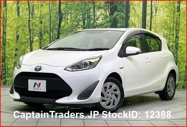 2017 Toyota Aqua - photo 1 2017 Toyota Aqua White Sedan for sale, Japanese used car export | GULJI TRADERS
