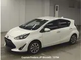 2019 Toyota Aqua Pearl Sedan for sale, Japanese used car export - photo 4 of 28 | GULJI TRADERS