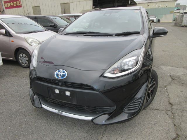 2021 Toyota Aqua Sedan for sale, Japanese used car export - photo 1 of 32 | GULJI TRADERS