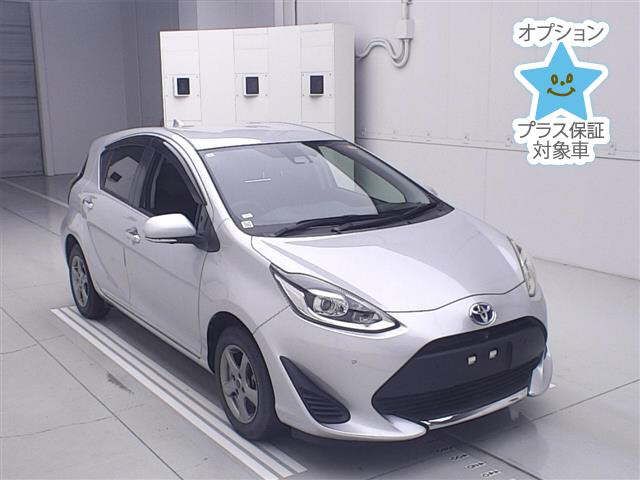 2021 Toyota Aqua - photo 1 2021 Toyota Aqua Sedan for sale, Japanese used car export - photo 1 of 12 | GULJI TRADERS