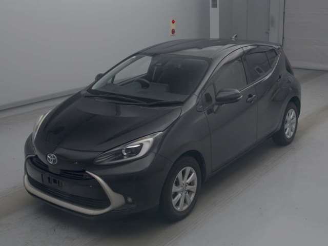 2021 Toyota Aqua Z Sedan for sale, Japanese used car export - photo 1 of 12 | GULJI TRADERS