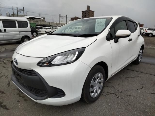 2021 Toyota Aqua B ECVT Sedan for sale, Japanese used car export - photo 1 of 9 | GULJI TRADERS