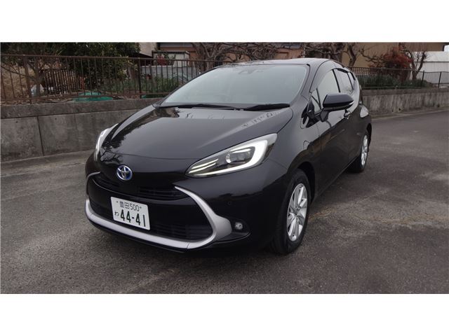 2022 Toyota Aqua Z Sedan for sale, Japanese used car export - photo 1 of 25 | GULJI TRADERS