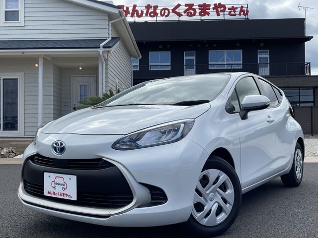 2022 Toyota Aqua 1.5 G Sedan for sale, Japanese used car export - photo 1 of 80 | GULJI TRADERS