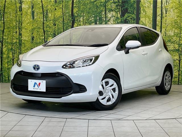 2022 Toyota Aqua X - photo 1 2022 Toyota Aqua X Sedan for sale, Japanese used car export - photo 1 of 30 | GULJI TRADERS